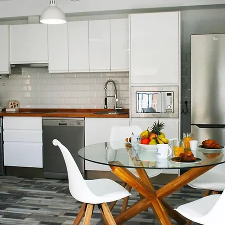 Paradise Apartment *